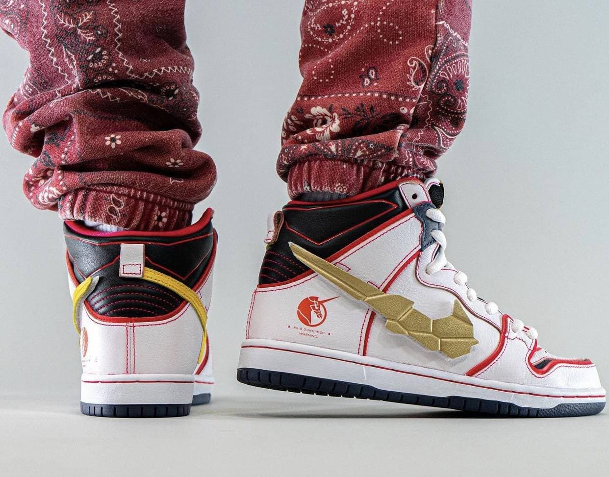 Gundam x Nike SB Dunk High “Unicorn” release photo 46