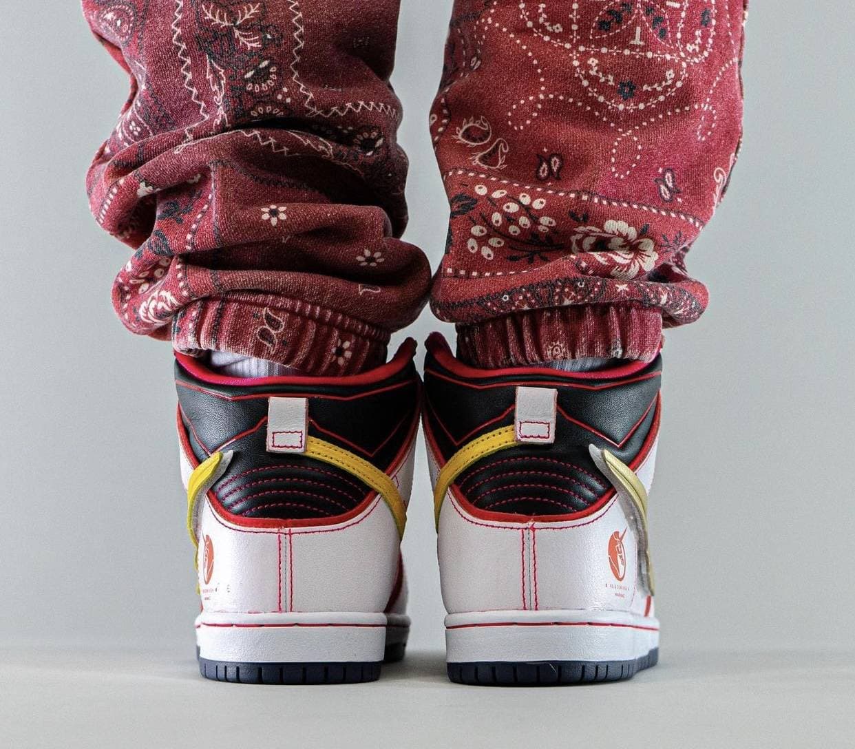 Gundam x Nike SB Dunk High “Unicorn” release photo 47