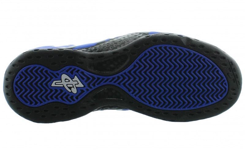 Nike Air Foamposite One QS “Memphis Tigers” release photo 4