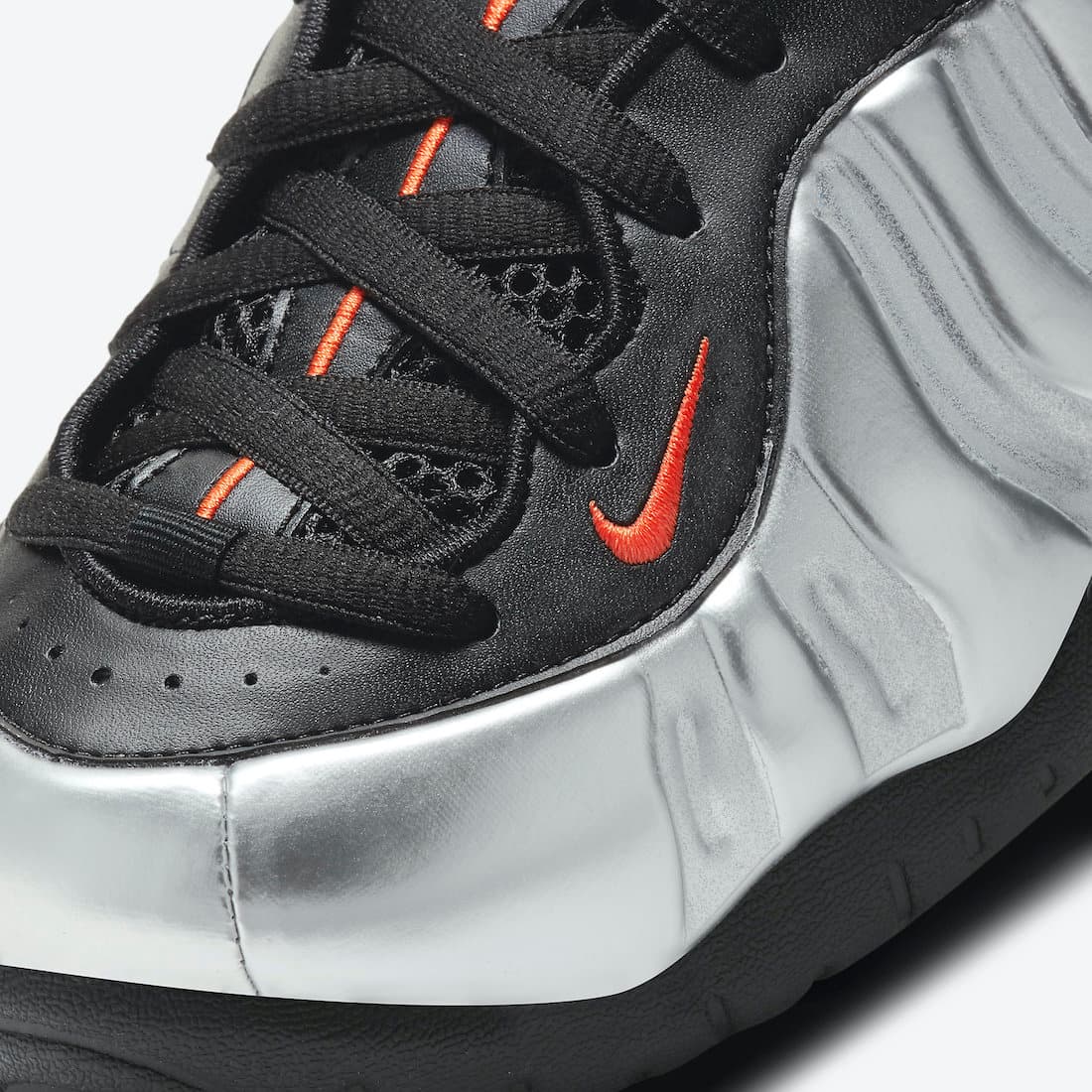 Nike Air Foamposite Pro “Halloween” release photo 8