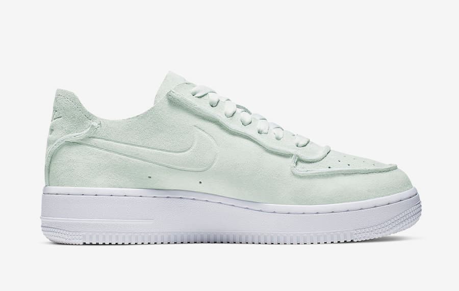 Nike Air Force 1 Decon WMNS release photo 3