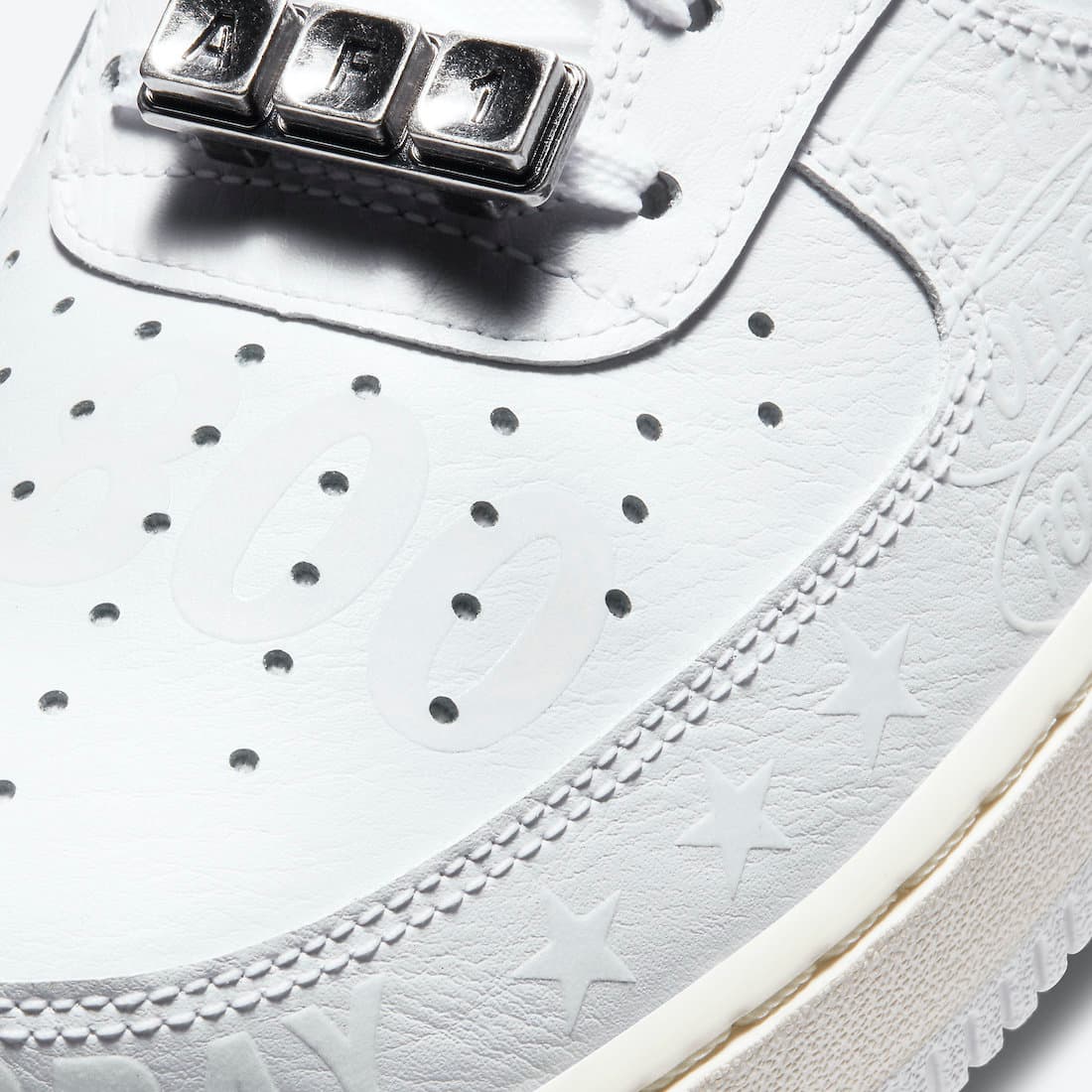 Nike Air Force 1 ’07 Low “1-800” release photo 8