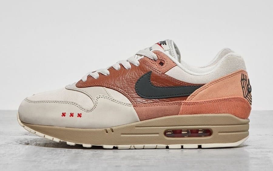 Nike Air Max 1 City Pack “London” release photo 15