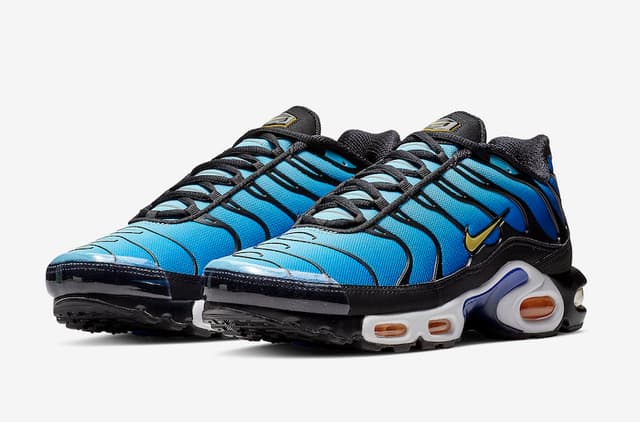 Nike Air Max Plus “Hyper Blue” Nike release photo
