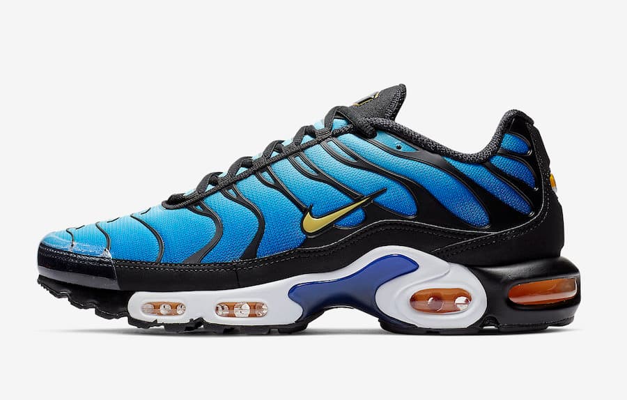 Nike Air Max Plus “Hyper Blue” release photo 2