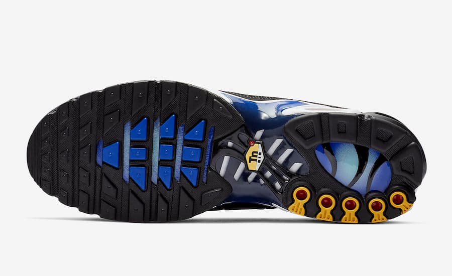 Nike Air Max Plus “Hyper Blue” release photo 5
