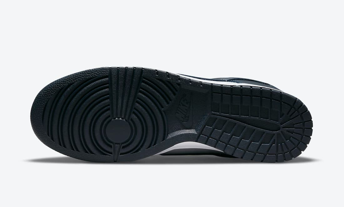 Nike Dunk Low “Georgetown” release photo 7