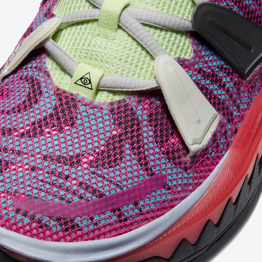 Nike Kyrie 7 “Creator” release photo 14