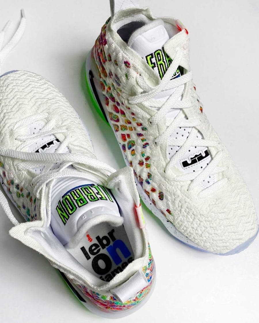 Nike LeBron 17 “Command Force” release photo 9
