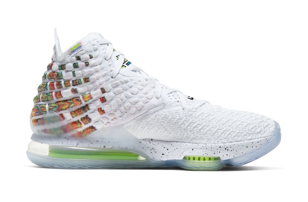 Nike LeBron 17 “Command Force” release photo 4