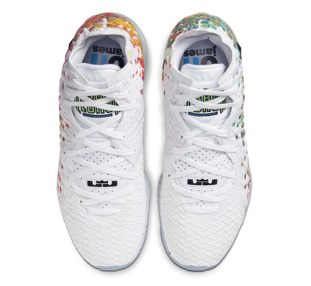 Nike LeBron 17 “Command Force” release photo 5