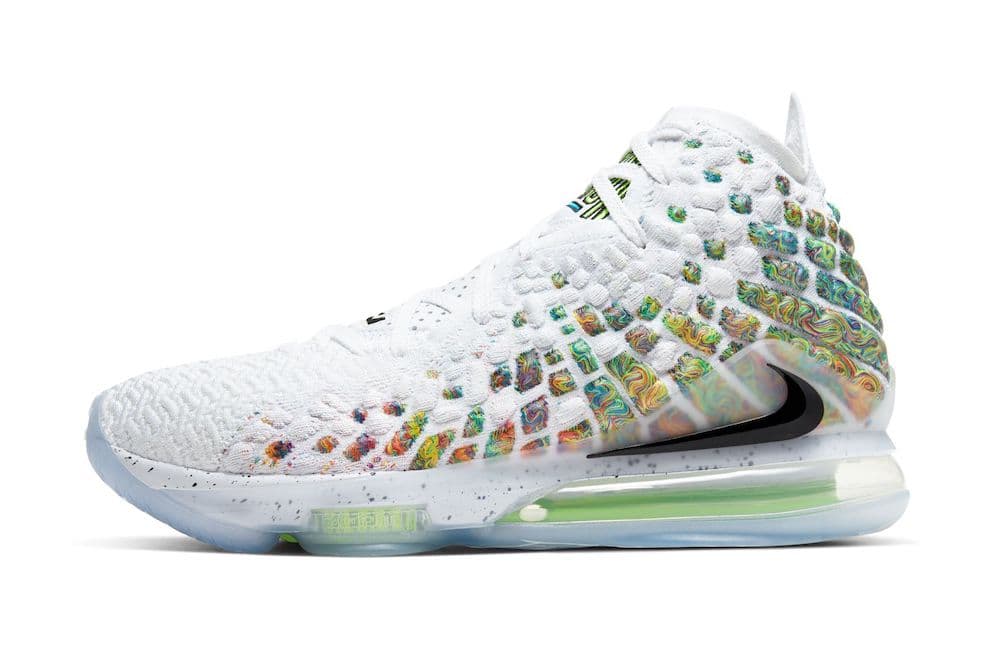 Nike LeBron 17 “Command Force” release photo 3