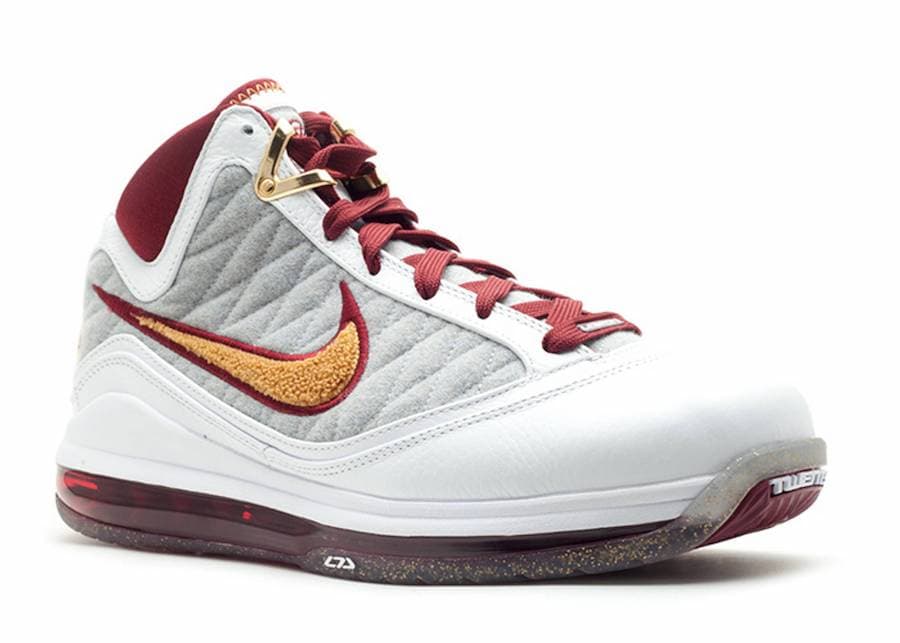 Nike LeBron 7 “MVP” release photo 14