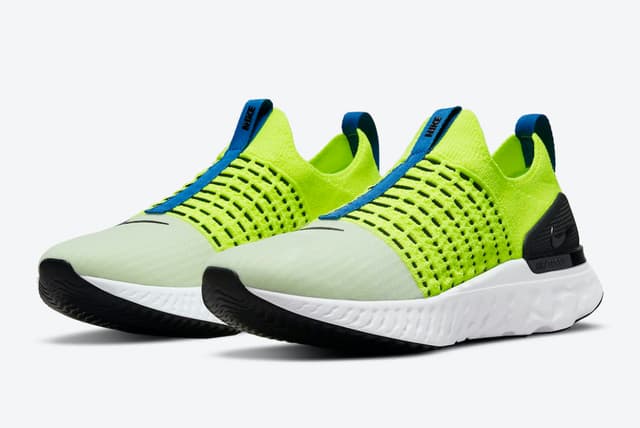 Nike React Phantom Run Flyknit 2 “Volt” Nike release photo