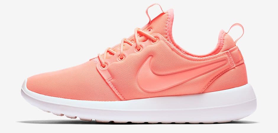Nike WMNS Roshe Two release photo 2