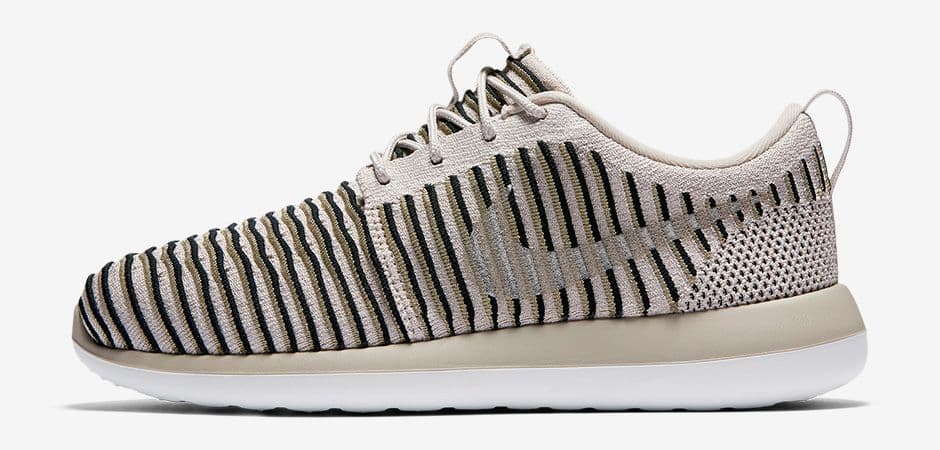 Nike WMNS Roshe Two Flyknit release photo 2