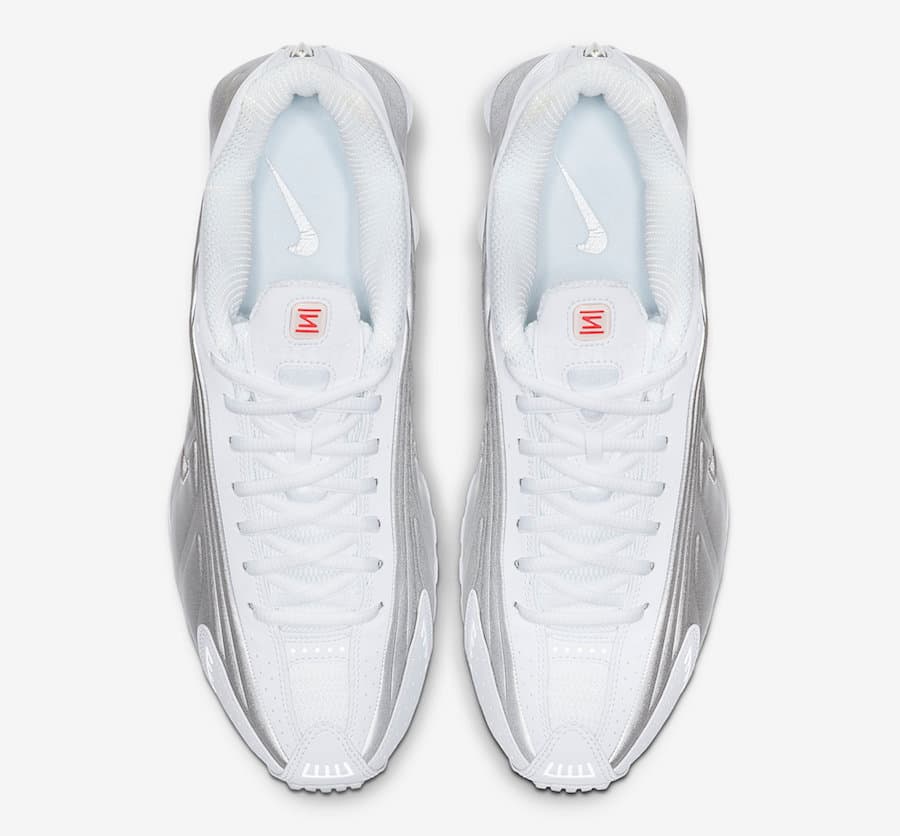 Nike Shox R4 release photo 4
