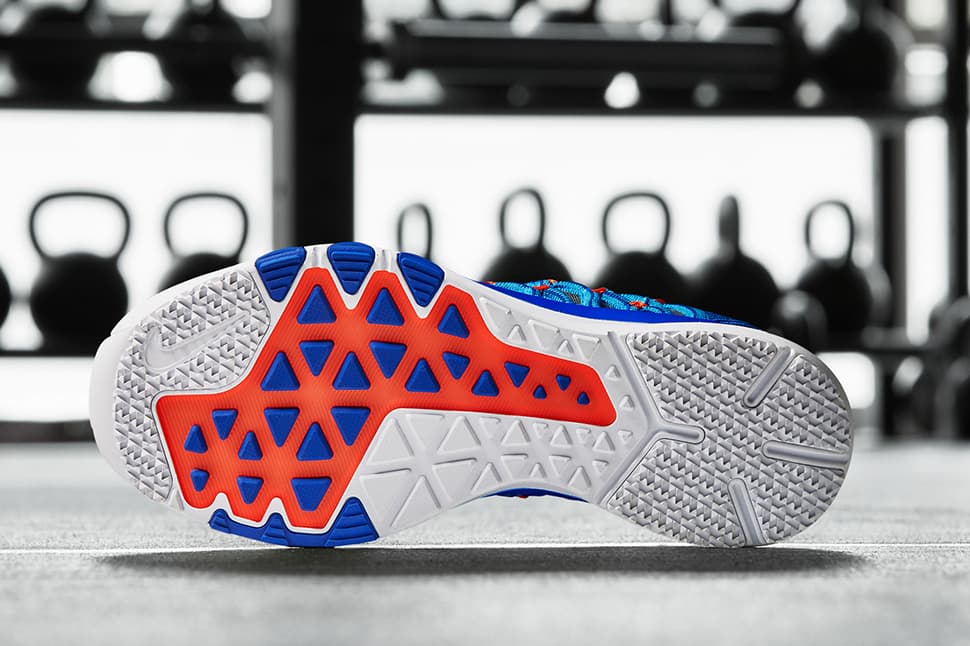 NIKE TRAIN ULTRAFAST FLYKNIT “RACER BLUE” release photo 2