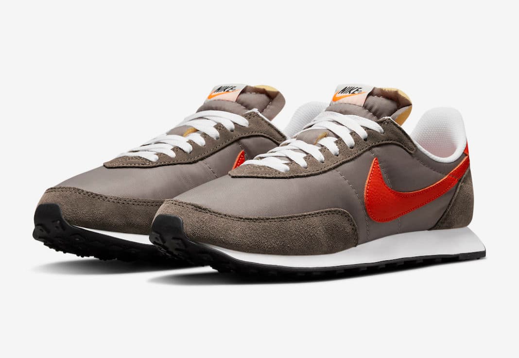 Nike Waffle Trainer 2 “Moon Fossil” Nike release photo