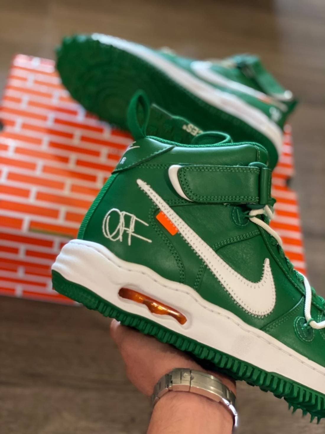 Off-White x Nike Air Force 1 Mid “Pine Green” release photo 19