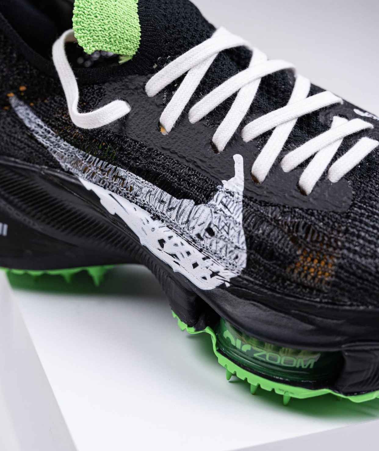 Off-White x Nike Air Zoom Tempo NEXT% release photo 66