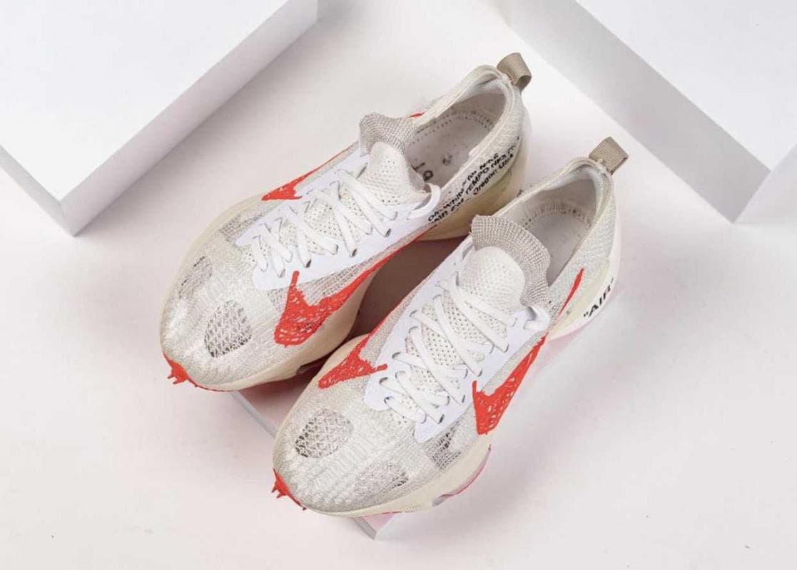 Off-White x Nike Air Zoom Tempo NEXT% release photo 33