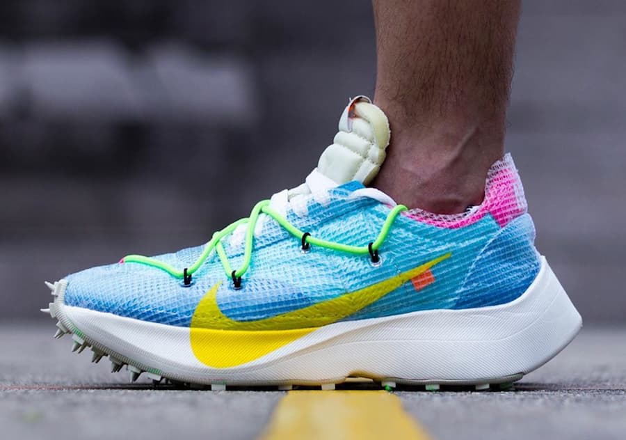 Off-White x Nike Vapor Street Nike release photo