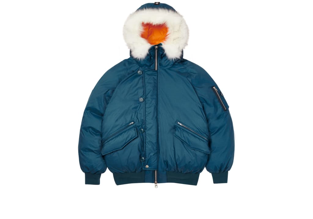 Palace P-2b Short Parka release photo 3