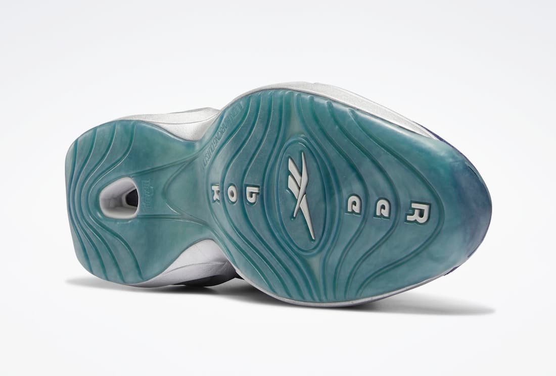Reebok Question Mid “Dallas Cowboys” release photo 5