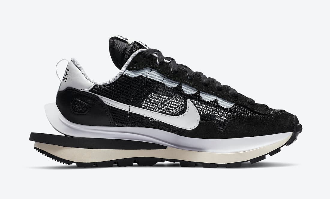 Sacai x Nike VaporWaffle release photo 4