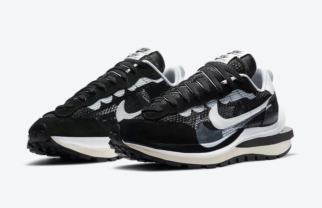 Sacai x Nike VaporWaffle release photo 2