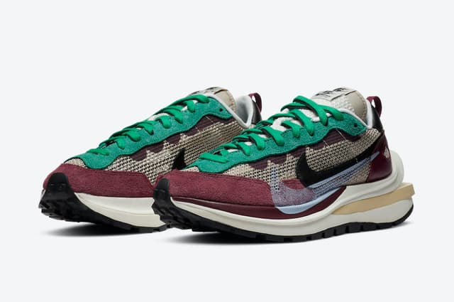 Sacai x Nike VaporWaffle “Villain Red” Nike release photo