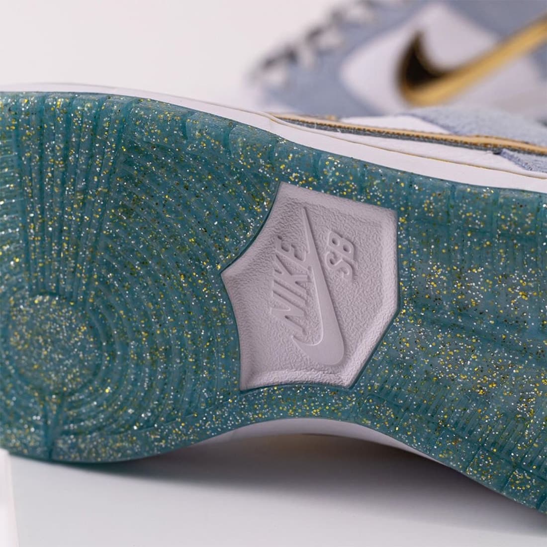 Sean Cliver x Nike SB Dunk Low “Holiday Special” release photo 34
