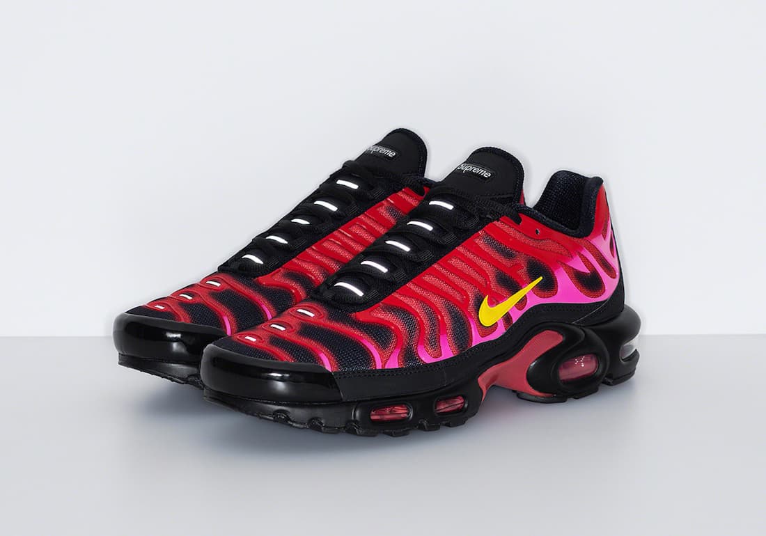 Supreme x Nike Air Max Plus TN release photo 11
