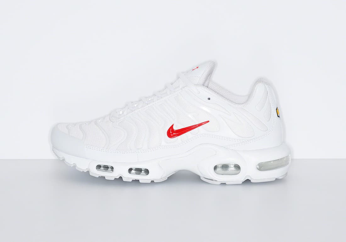 Supreme x Nike Air Max Plus TN release photo 4