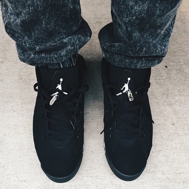 Air Jordan 6 Low release photo 3
