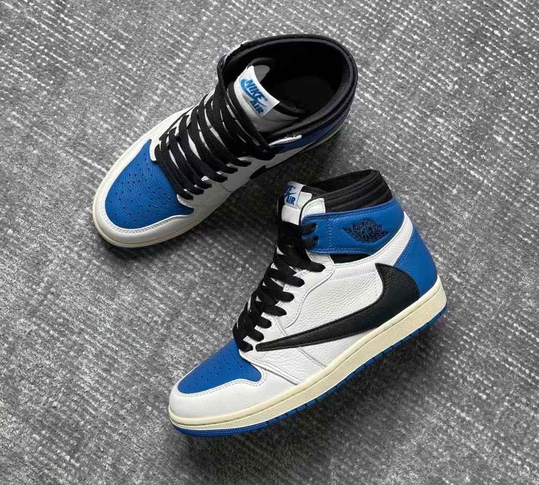 Travis Scott x Fragment x Air Jordan 1 High OG release photo 6