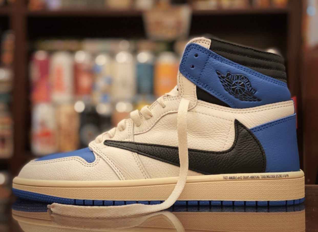 Travis Scott x Fragment x Air Jordan 1 High OG release photo 49
