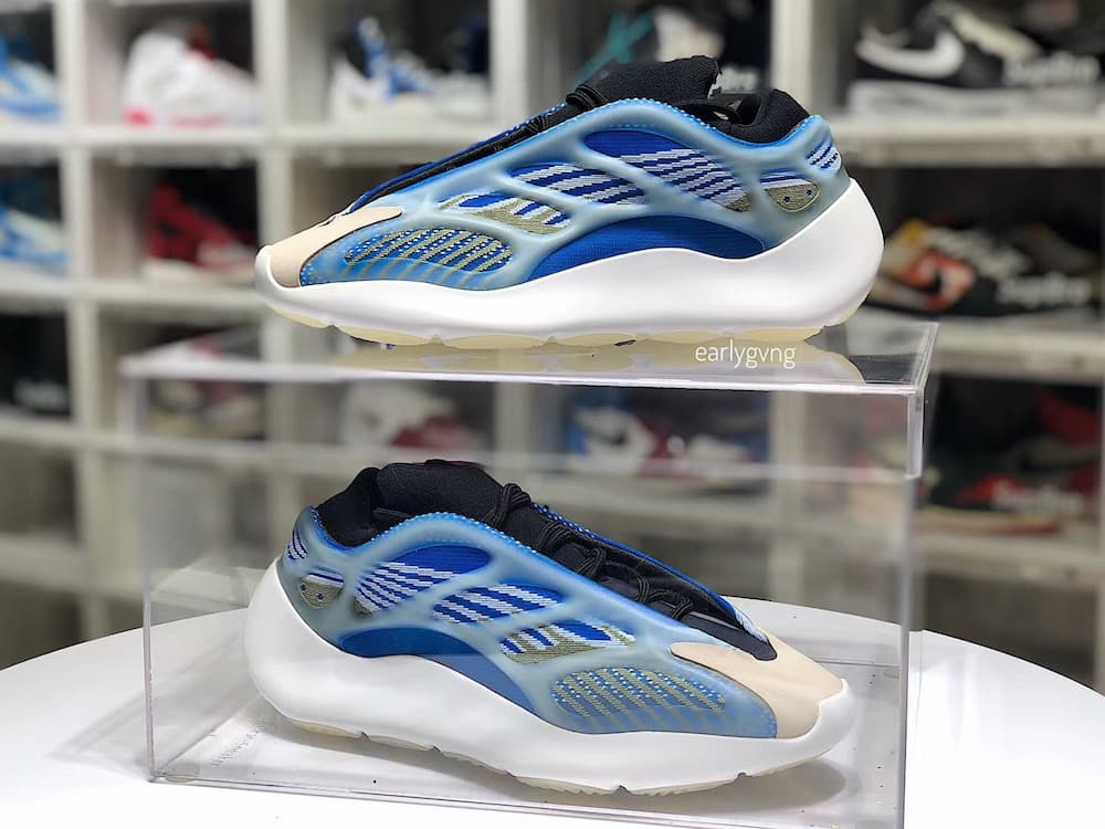 adidas Yeezy 700 V3 “Azareth” release photo 1