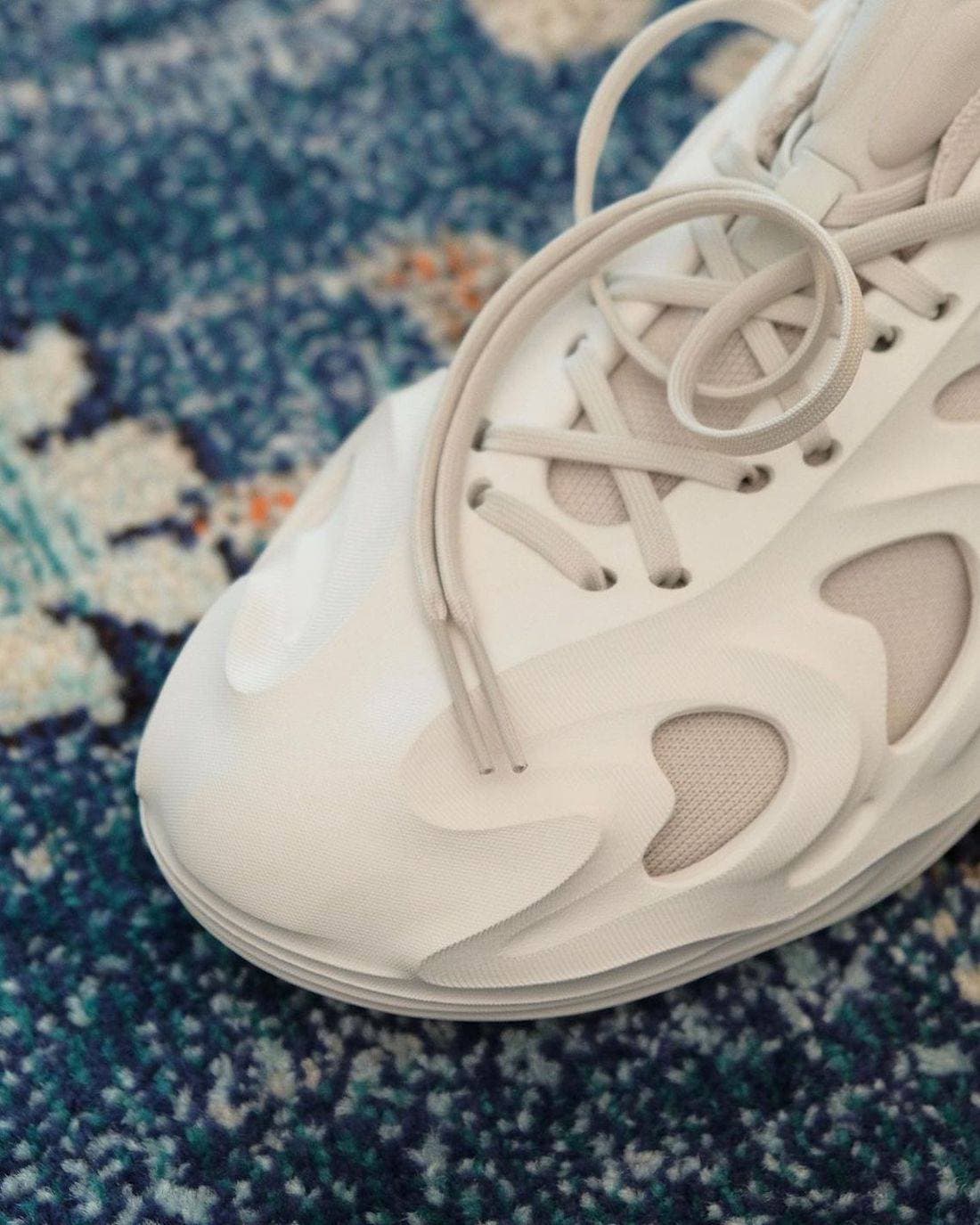 adidas adiFOM Q “Off-White” release photo 8