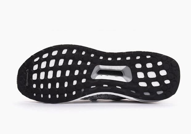 adidas Ultra Boost Uncaged release photo 3