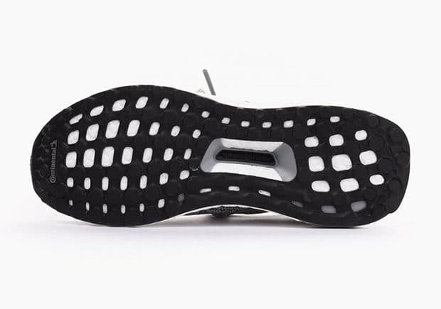 adidas Ultra Boost Uncaged release photo 3