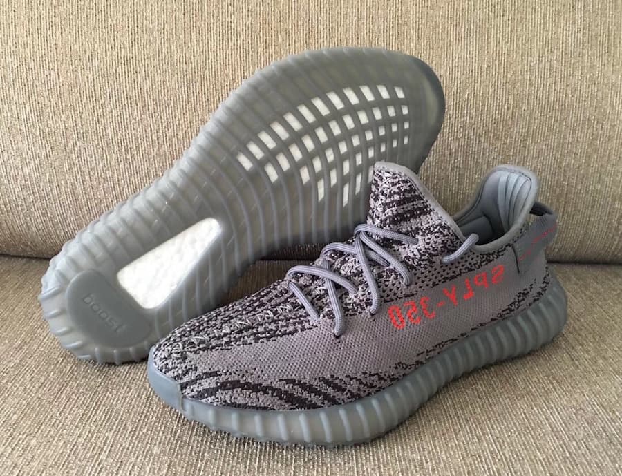 adidas Yeezy Boost 350 V2 release photo 4