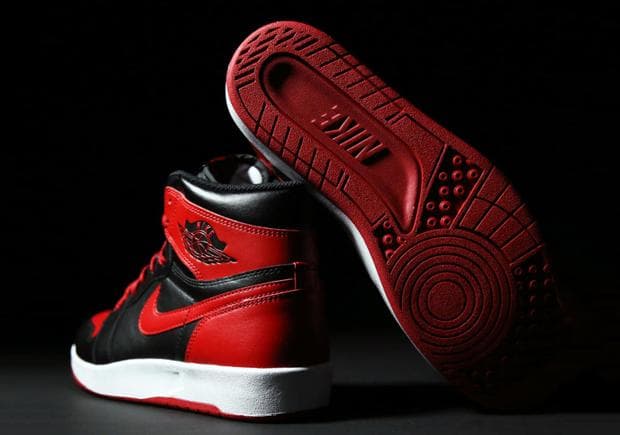 Air Jordan 1.5 “Bred” Jordan release photo