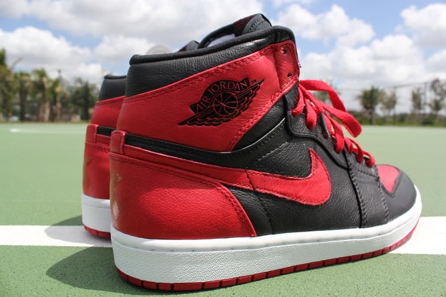 Air Jordan 1 Retro High OG “Banned” release photo 9