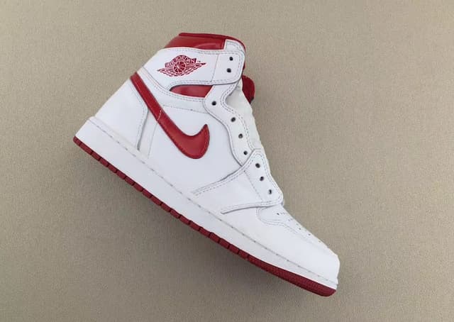 Air Jordan 1 Retro High OG “Metallic Red” Jordan release photo