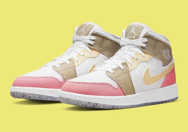 Air Jordan 1 Mid Jordan release photo