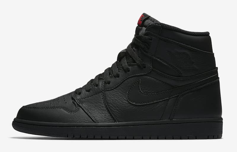 Air Jordan 1 Retro High OG release photo 2