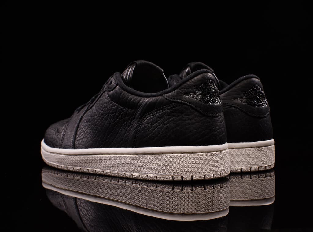 Air Jordan 1 Low “No Swoosh” release photo 2