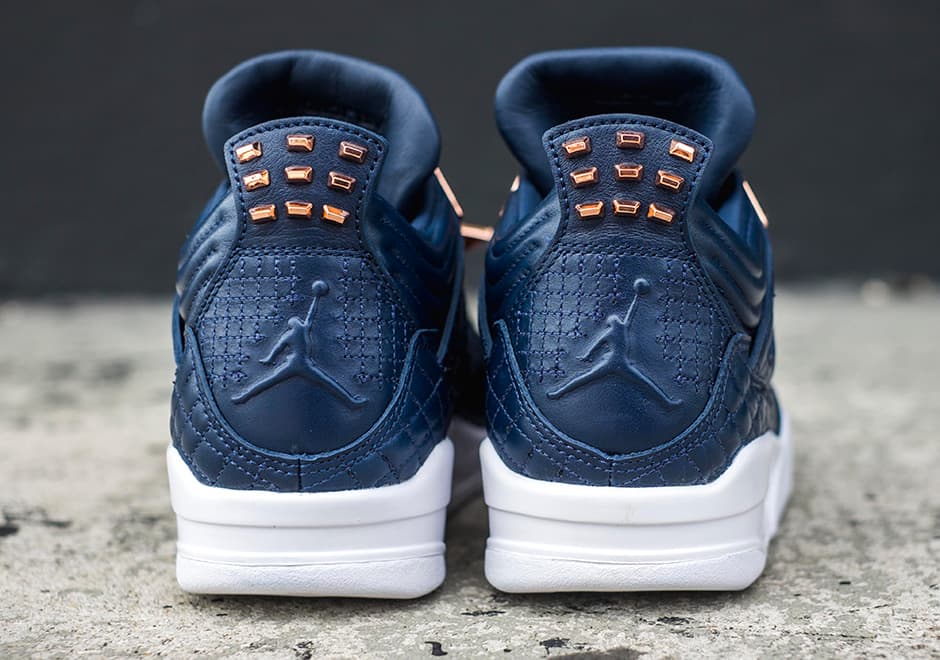 Air Jordan Retro 4 PRM “Obsidian” release photo 9